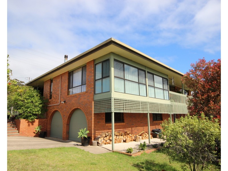 87 Bungo St, Eden NSW 2551