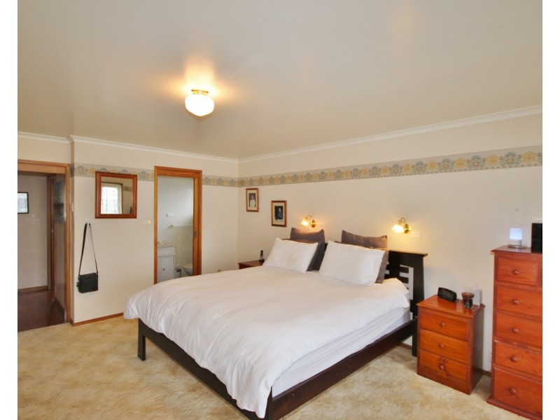 87 Bungo St, Eden NSW 2551