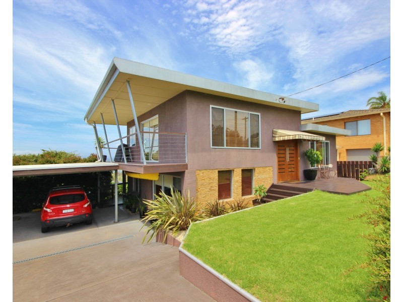 10 Seaview Ave, Merimbula NSW 2548