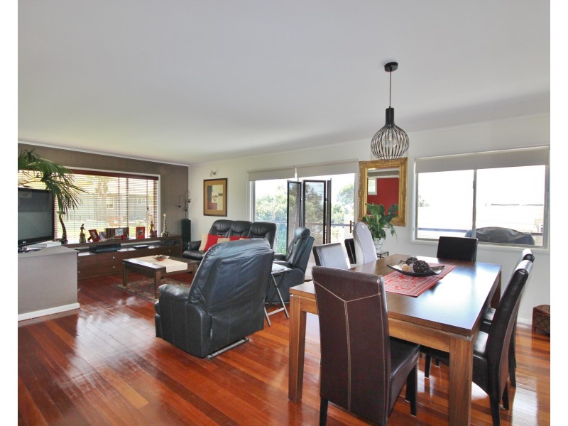 10 Seaview Ave, Merimbula NSW 2548