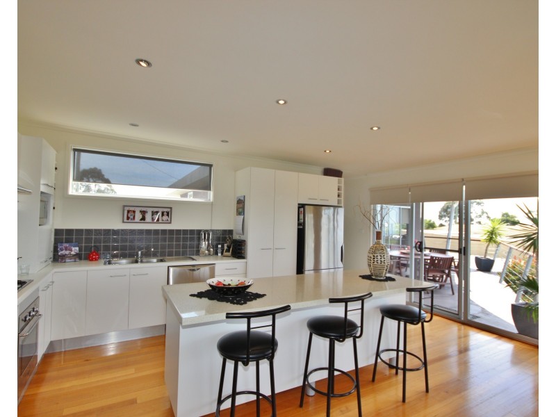 10 Seaview Ave, Merimbula NSW 2548