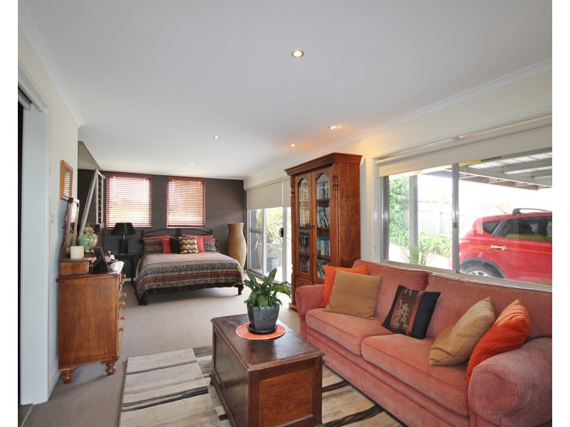 10 Seaview Ave, Merimbula NSW 2548