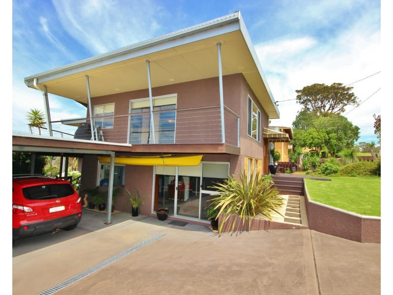 10 Seaview Ave, Merimbula NSW 2548
