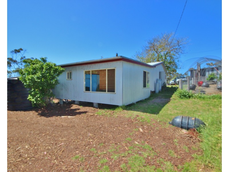 30 Hill Rd, Kiah NSW 2551