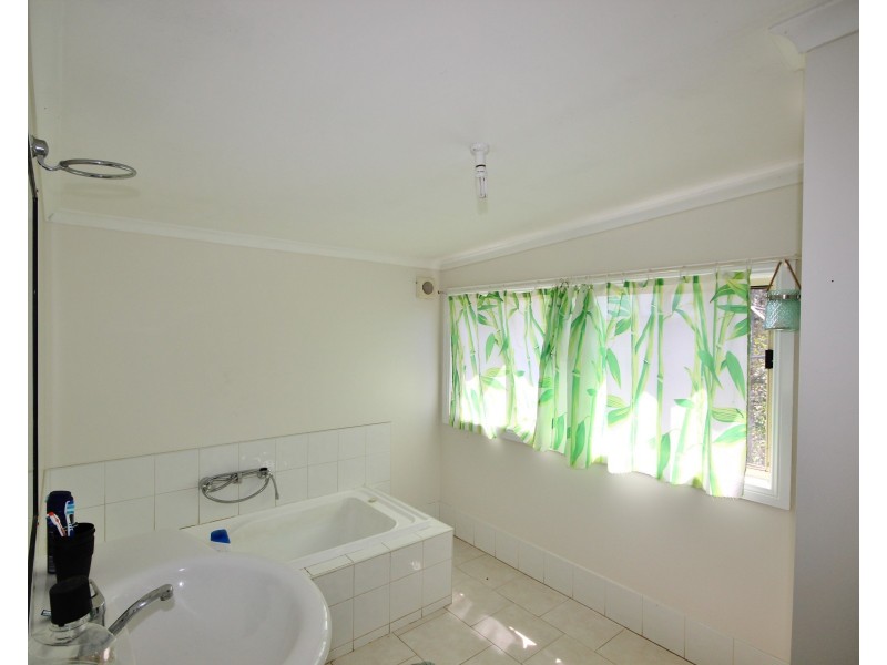 30 Hill Rd, Kiah NSW 2551