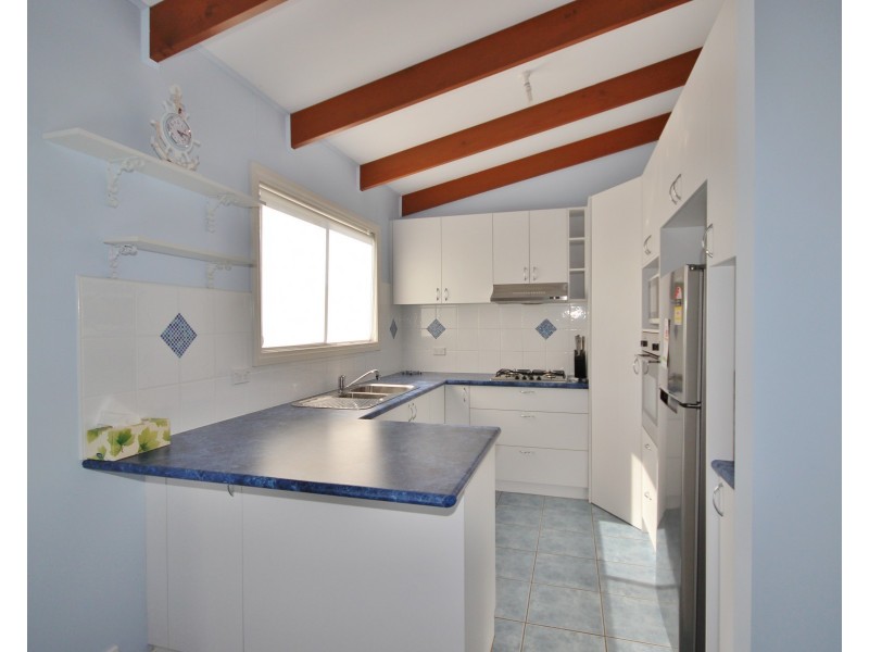 33 Lakeside Dr, Eden NSW 2551