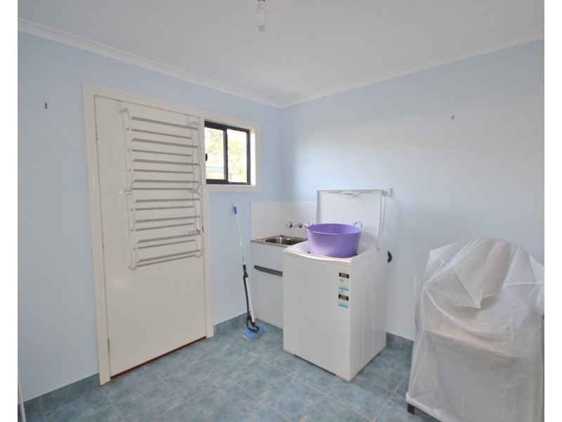 33 Lakeside Dr, Eden NSW 2551
