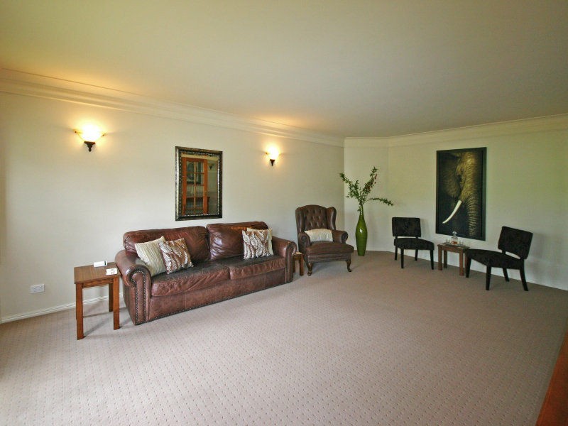 12 Avilka Place, Beerwah QLD 4519