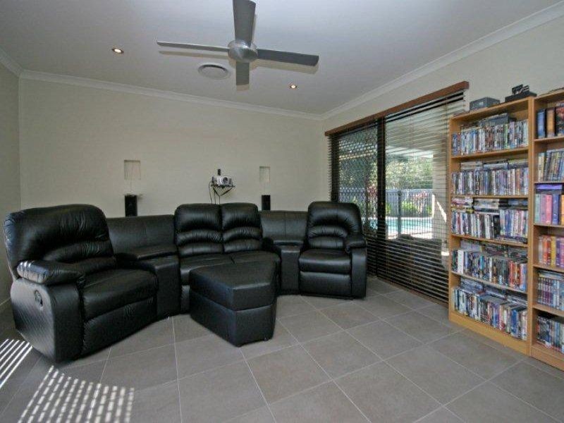 8 Layt Court, Landsborough QLD 4550