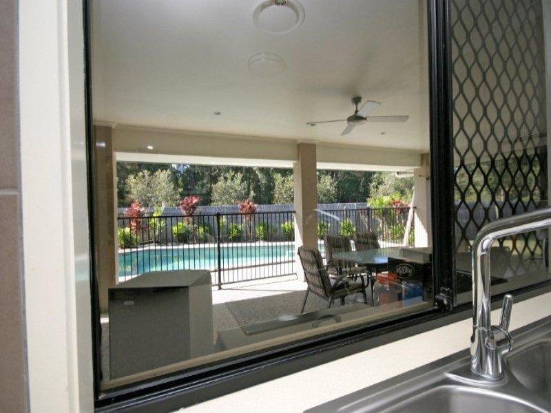 8 Layt Court, Landsborough QLD 4550