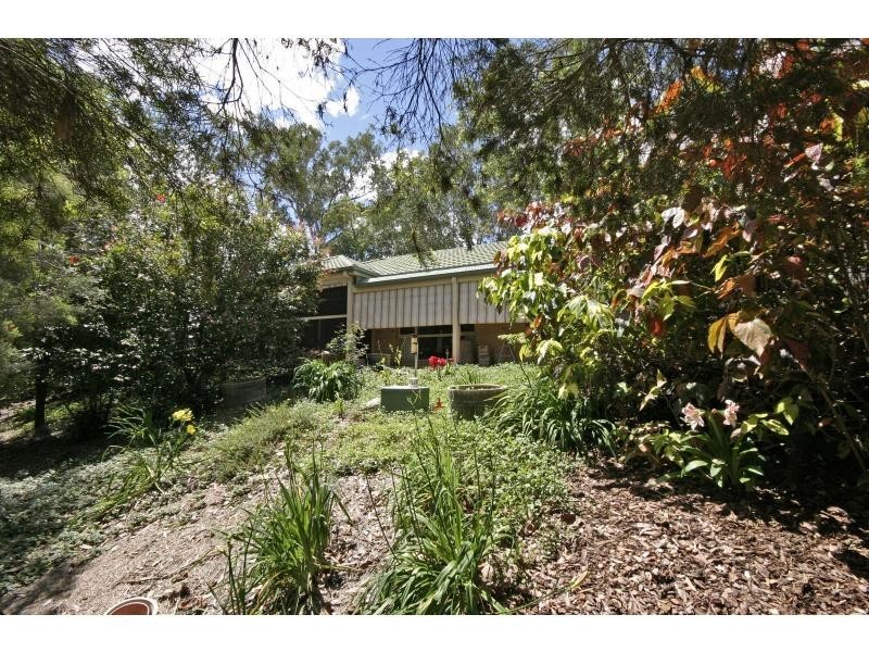 3 Beanland Drive, Glass House Mountains QLD 4518