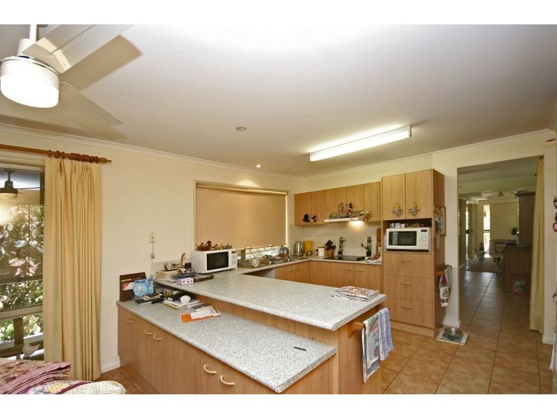 3 Beanland Drive, Glass House Mountains QLD 4518
