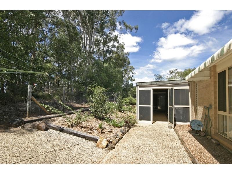 3 Beanland Drive, Glass House Mountains QLD 4518