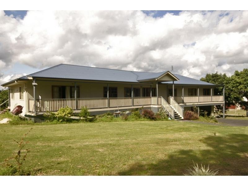 20 Jordana Place, Glass House Mountains QLD 4518