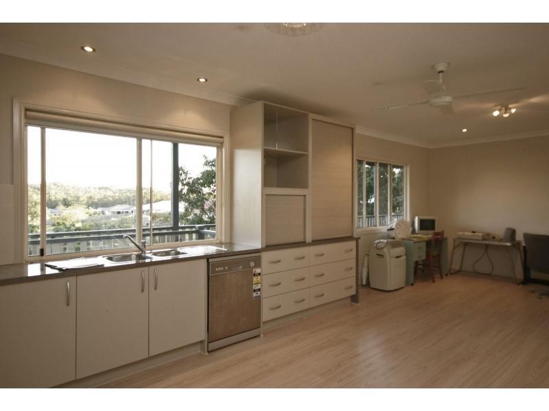 20 Jordana Place, Glass House Mountains QLD 4518