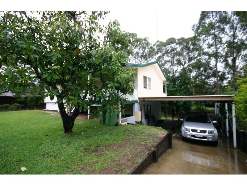 4 Myla Road, Landsborough QLD 4550