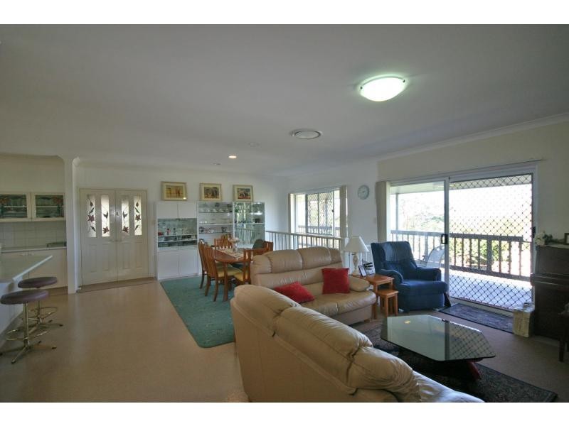 9 Agnew Road, Mount Mellum QLD 4550