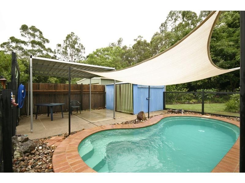 5 Einsleigh Road, Beerwah QLD 4519