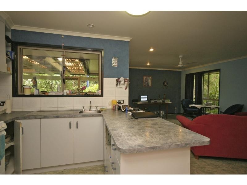 5 Einsleigh Road, Beerwah QLD 4519