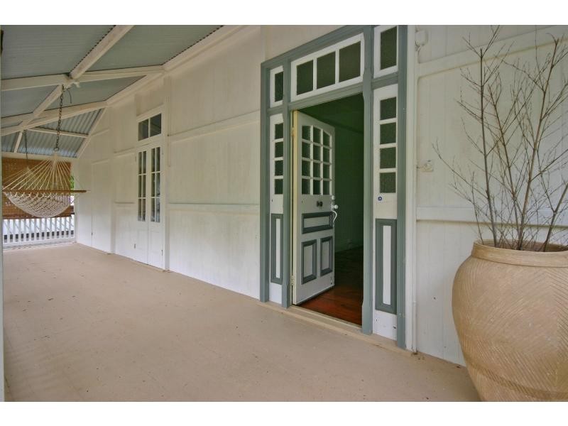 258 Peachester Road, Beerwah QLD 4519