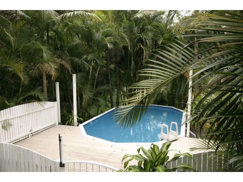 258 Peachester Road, Beerwah QLD 4519