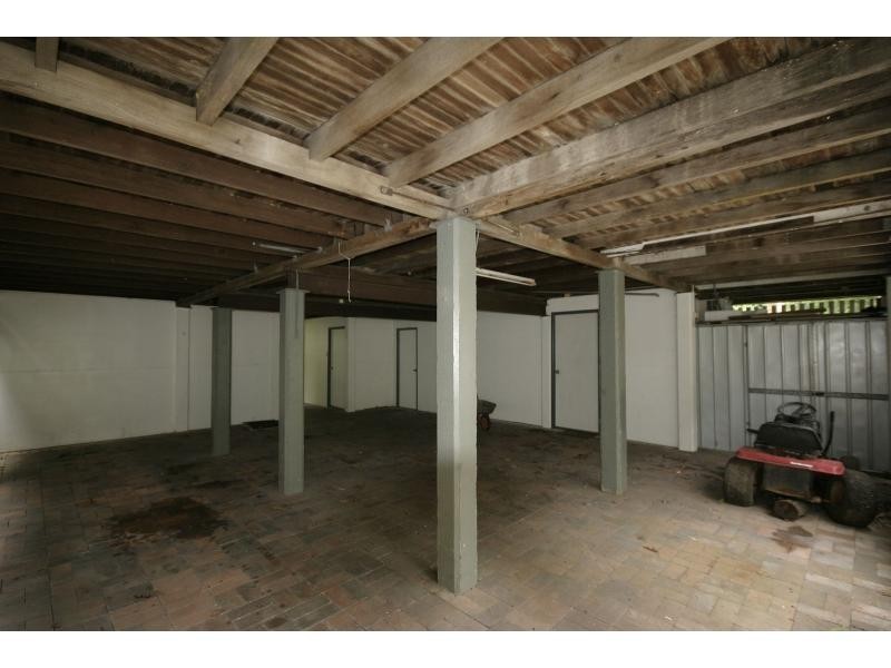 258 Peachester Road, Beerwah QLD 4519