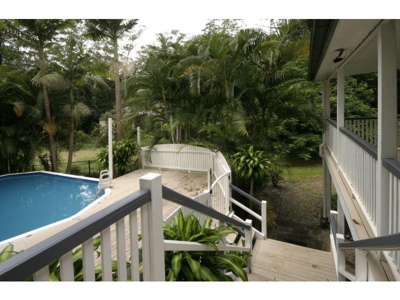 258 Peachester Road, Beerwah QLD 4519