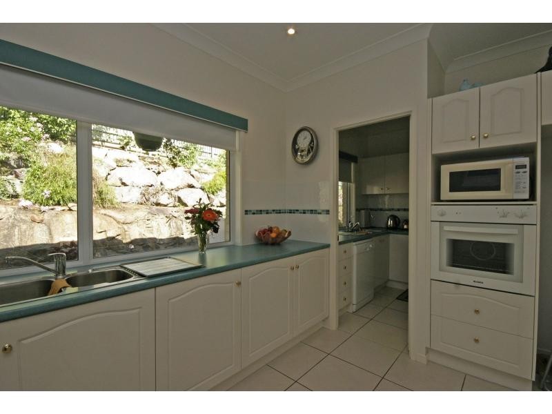 15 River Gum Close, Mooloolah Valley QLD 4553