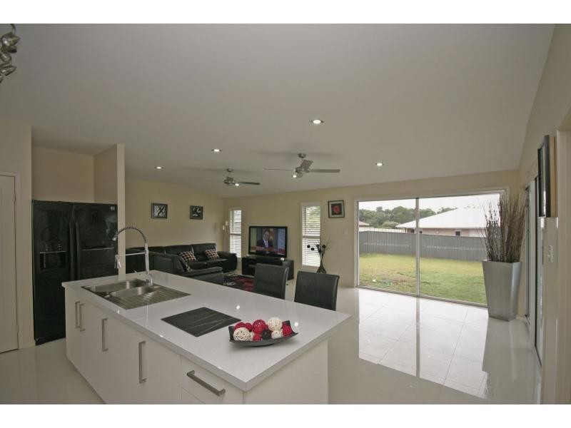 3 Peterlyn Court, Beerwah QLD 4519