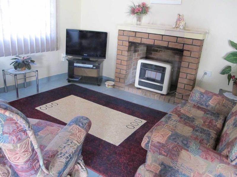 25 Bombelli Street, Bingara NSW 2404