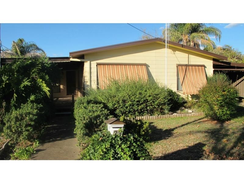 33 Bombelli Street, Bingara NSW 2404