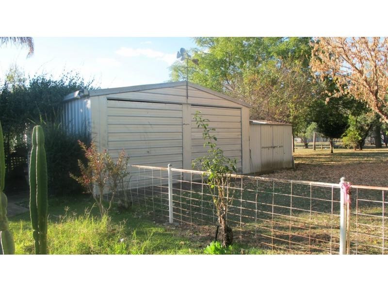 33 Bombelli Street, Bingara NSW 2404