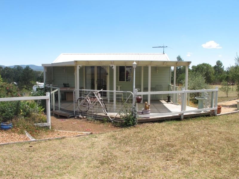 12A Bassett Street, Bingara NSW 2404