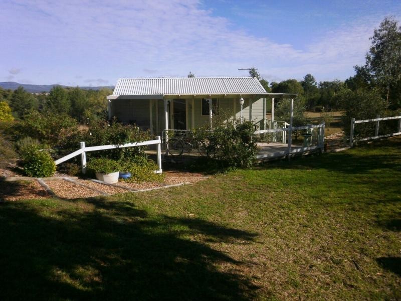 12A Bassett Street, Bingara NSW 2404