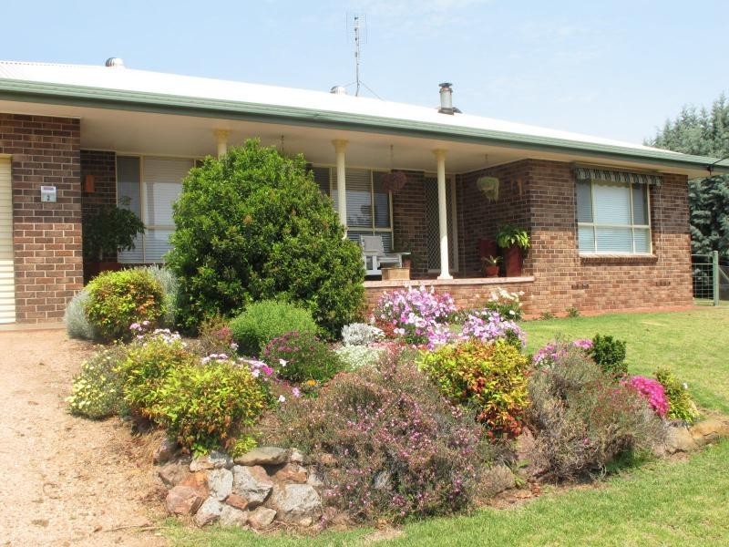 2 Spring Street, Bingara NSW 2404