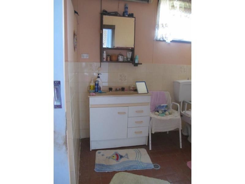 8 Bandalong Street, Bingara NSW 2404