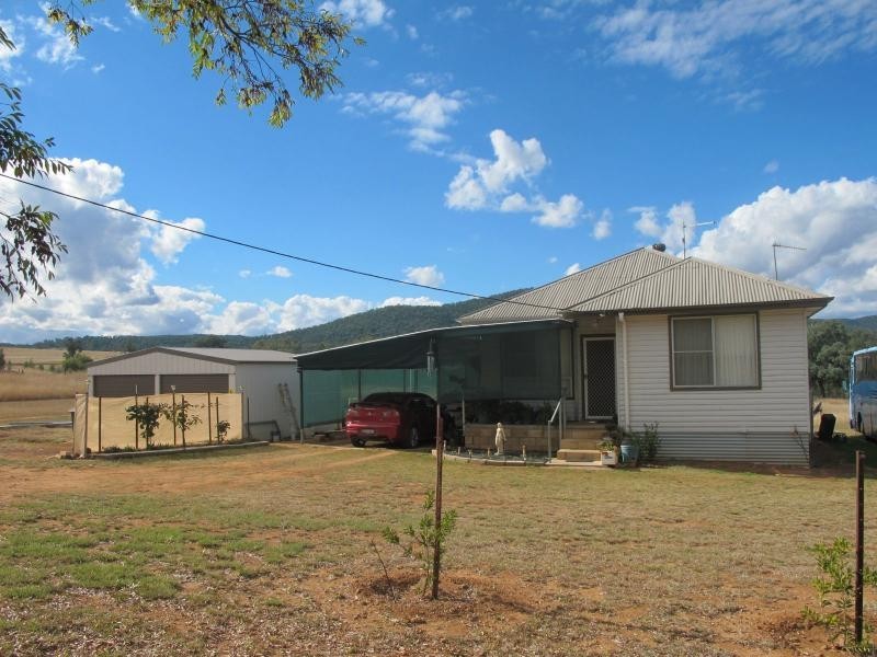 11 Salter Street, Bingara NSW 2404