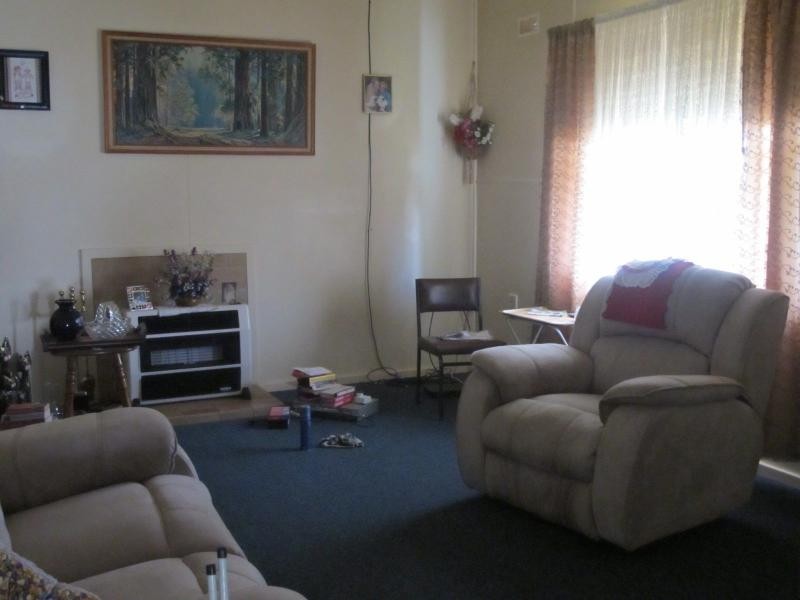12 Moore Street, Bingara NSW 2404