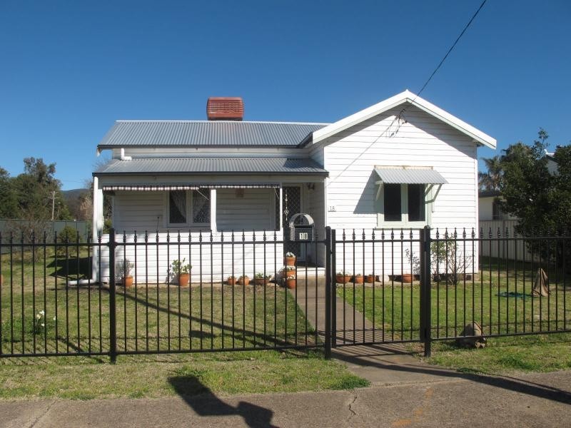 18 Riddell Street, Bingara NSW 2404