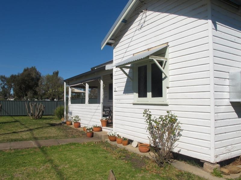 18 Riddell Street, Bingara NSW 2404