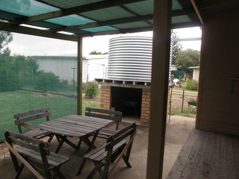 4 Pound Street, Bingara NSW 2404