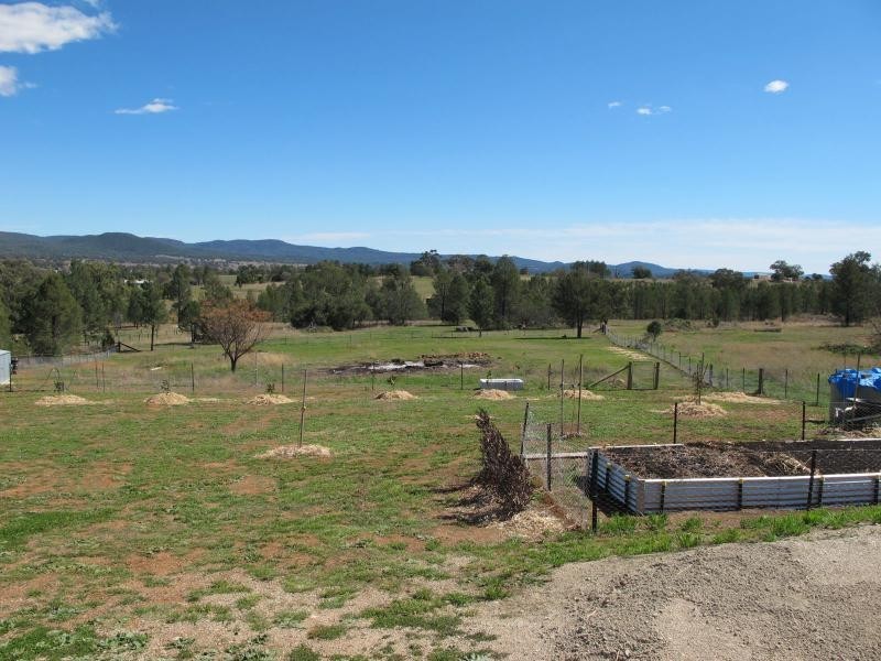 16 Bassett Street, Bingara NSW 2404