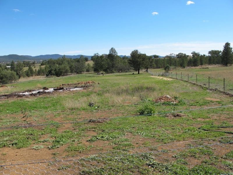 16 Bassett Street, Bingara NSW 2404