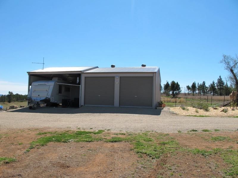16 Bassett Street, Bingara NSW 2404