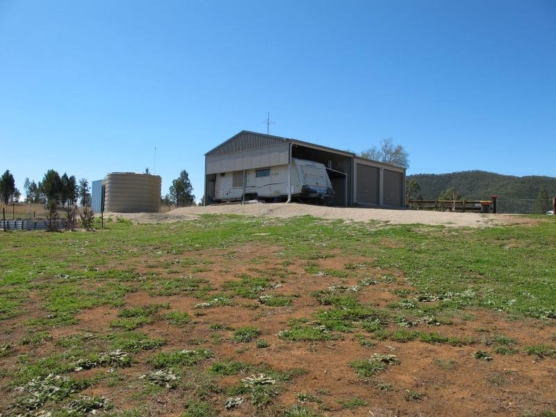 16 Bassett Street, Bingara NSW 2404