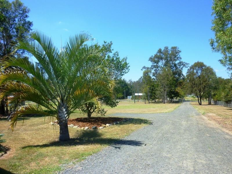 Kensington Grove QLD 4341