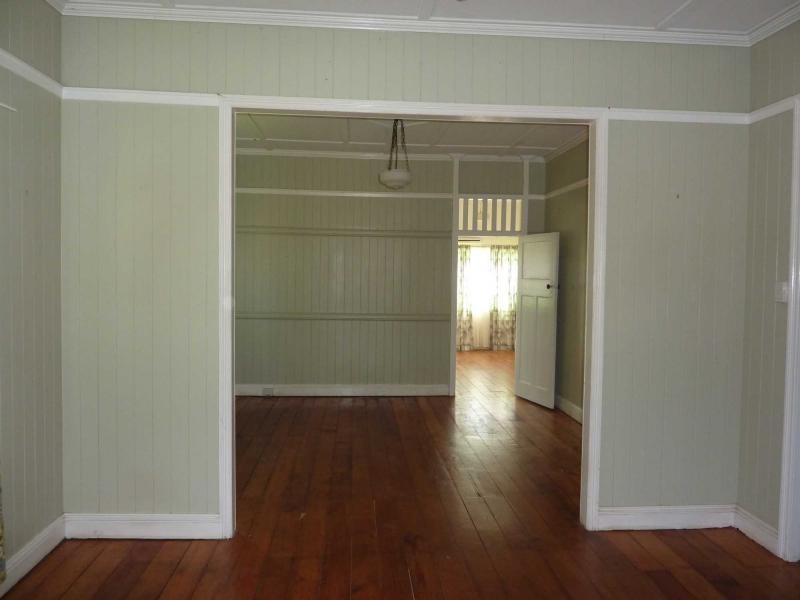 5 Leslee Court, Summerholm QLD 4341