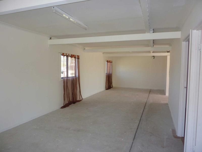 5 Leslee Court, Summerholm QLD 4341