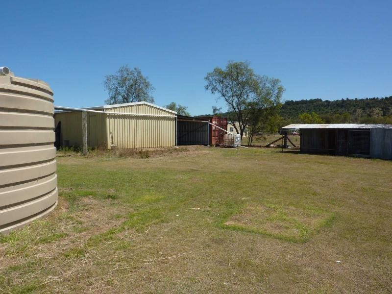 5 Leslee Court, Summerholm QLD 4341