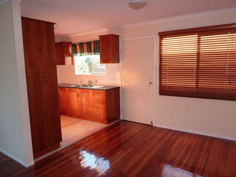 13 Pryde Street, Lowood QLD 4311